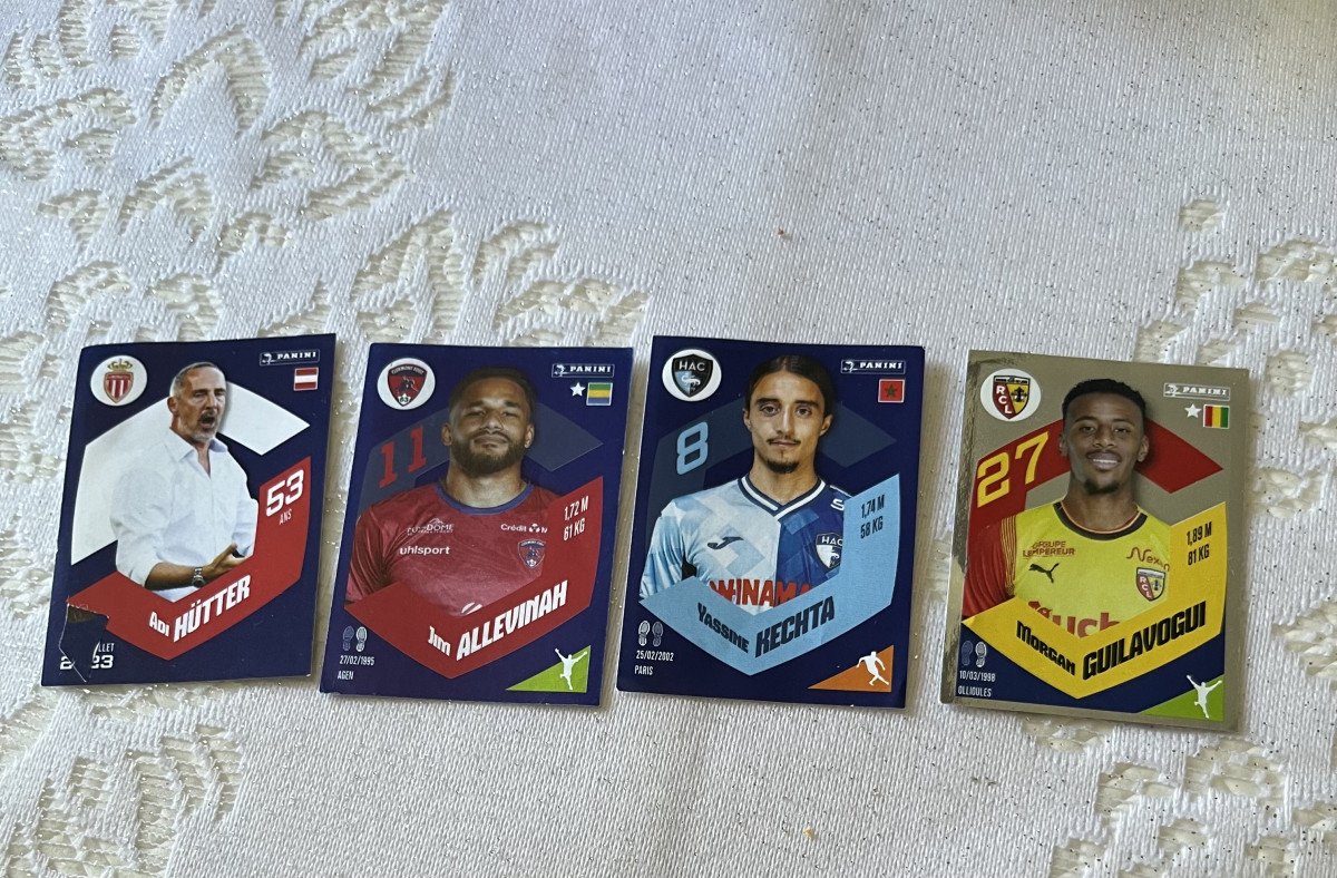 Lot de 4 Stickers Panini foot 2024