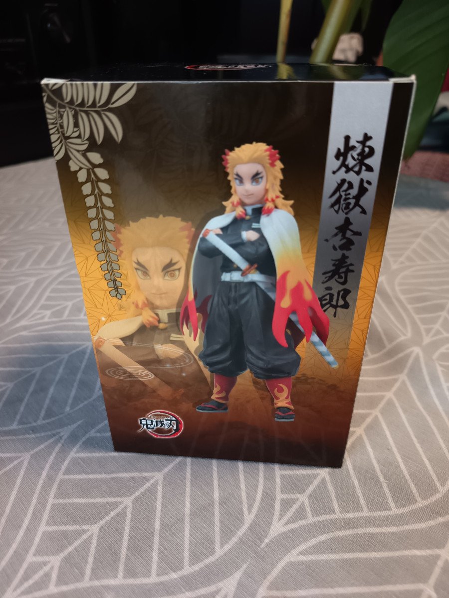 Figurine Demon Slayer - Kyojuro Rengoku (Kimetsu no Yaiba)