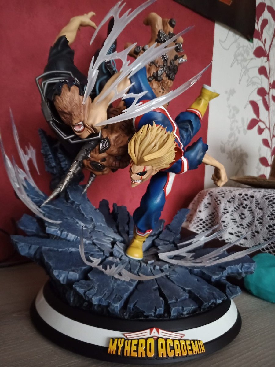 All Might Tsume