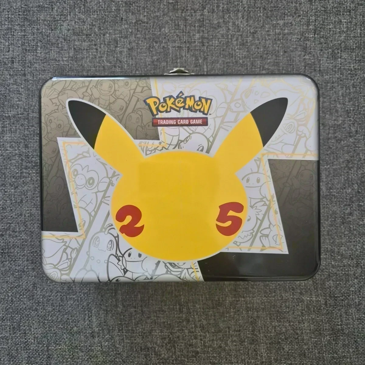 Valisette Pokemon : Pikachu 25 ans - Célébrations