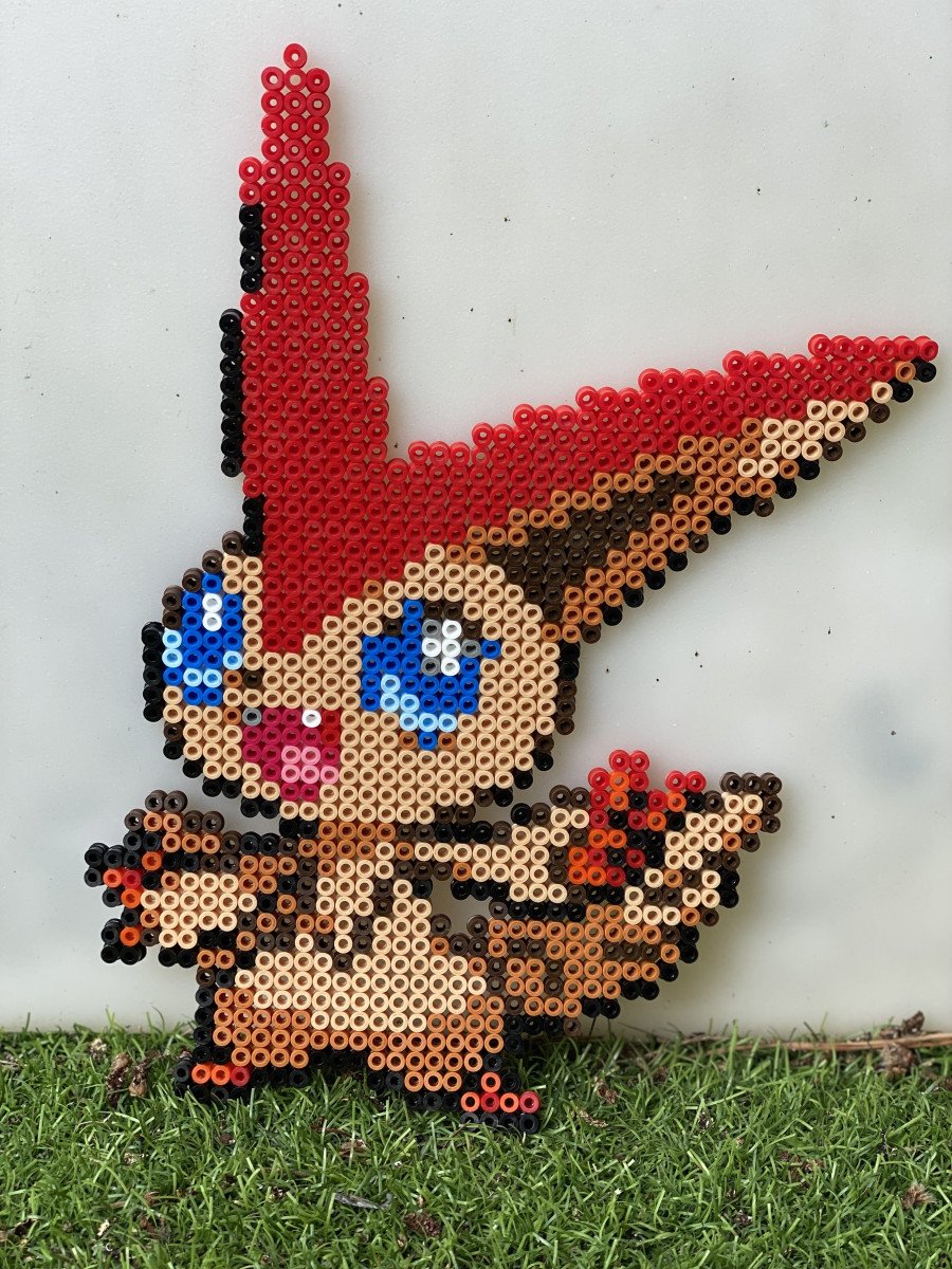 Décoration Victini fait main
