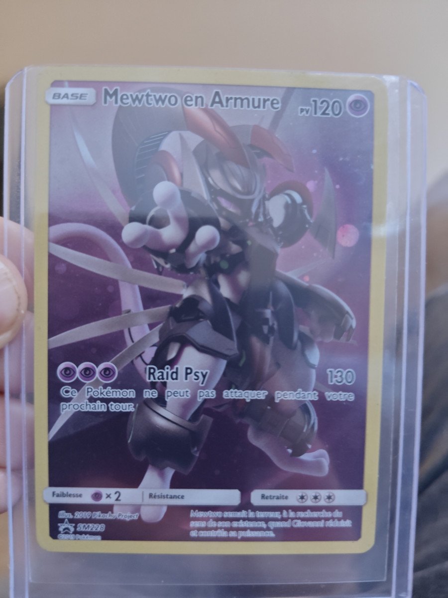 Mewtwo en armure