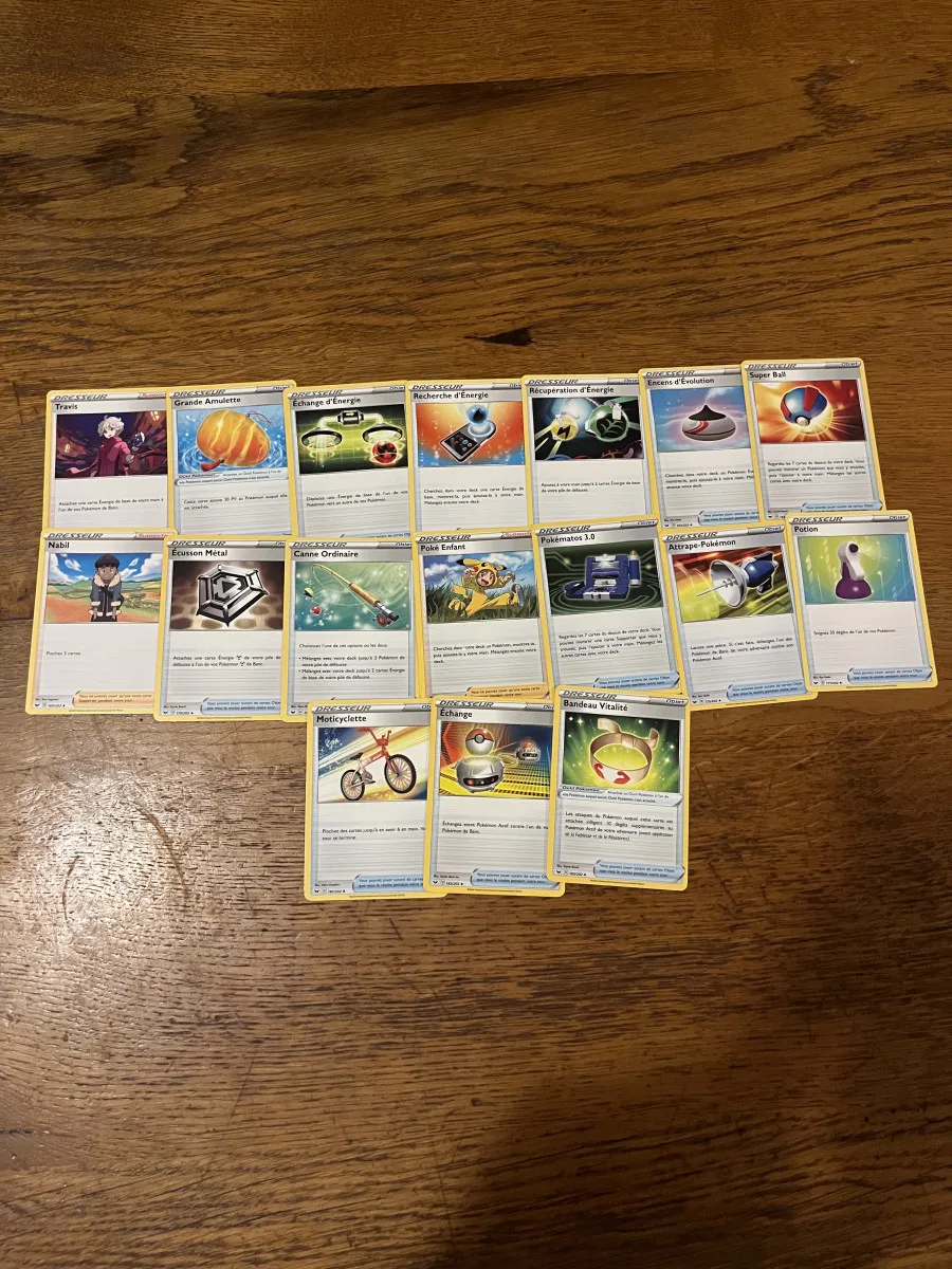 Lot de 72 cartes Pokémon