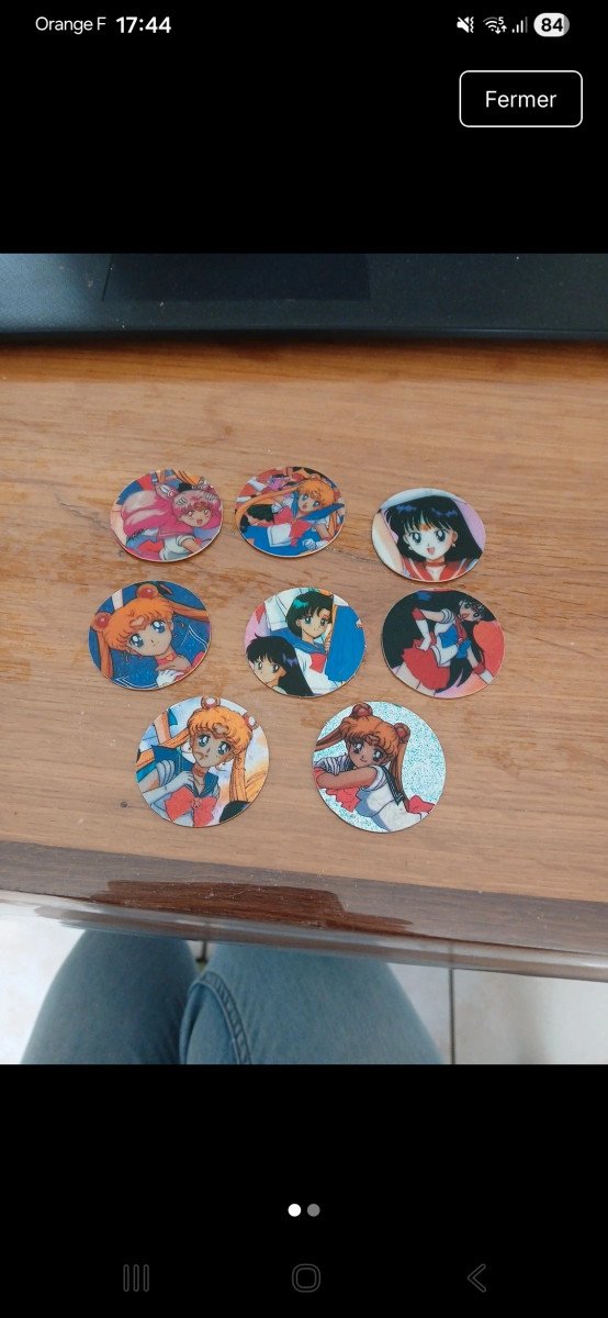 Lot de 8 pogs sailor moon