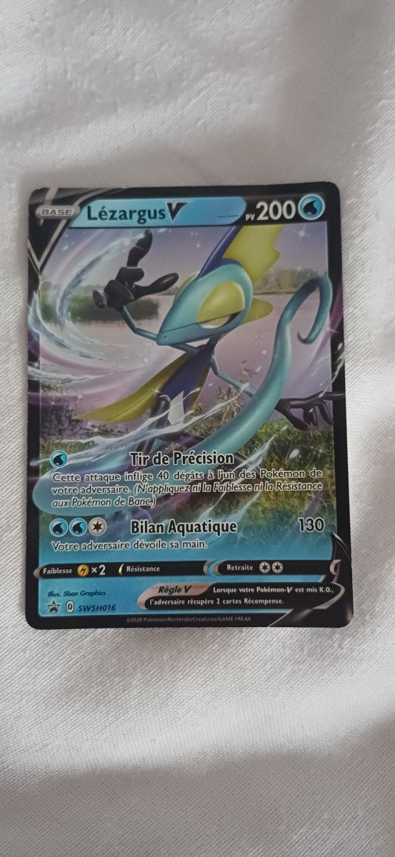 Carte pokémon LézargusV