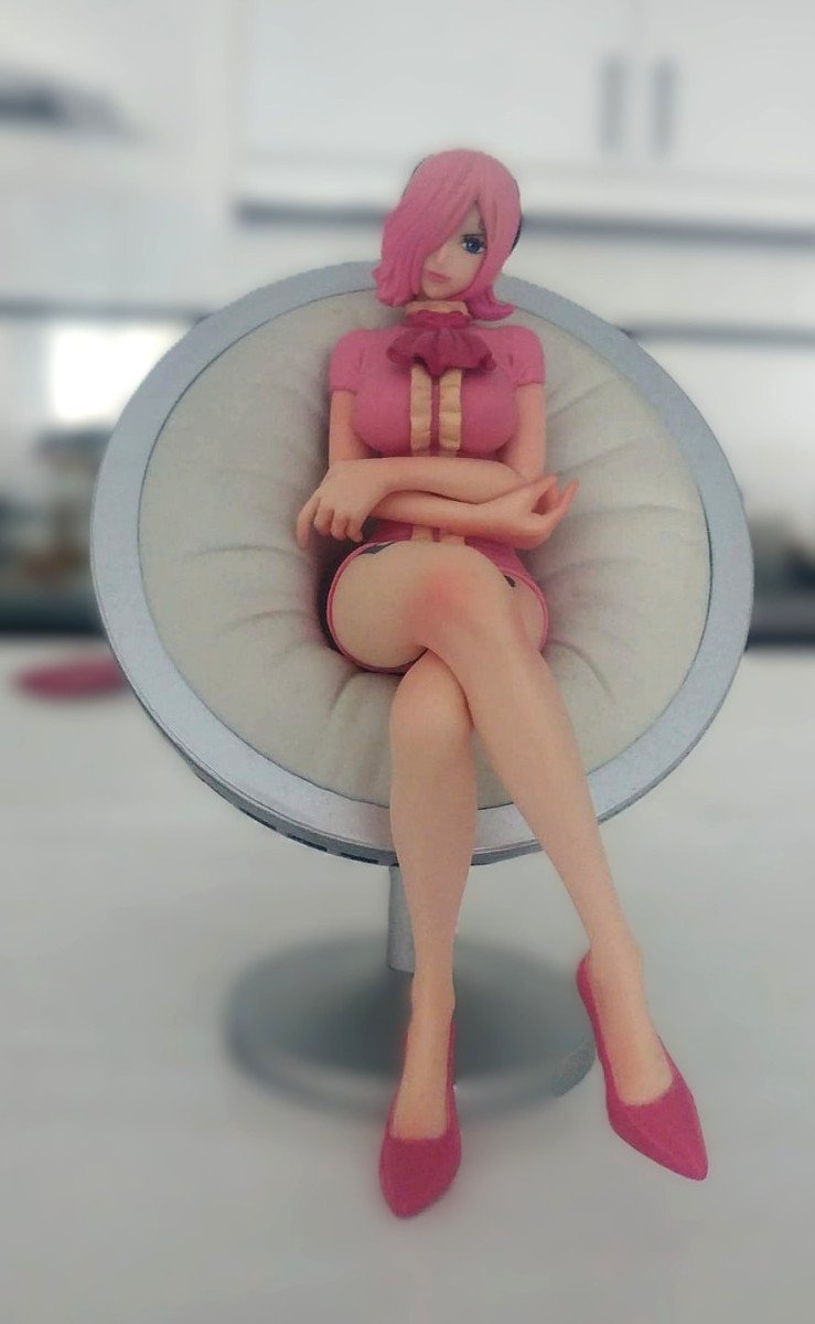 Reiju - One Piece - Figurine DXF Grandline Men Vinsmoke Family