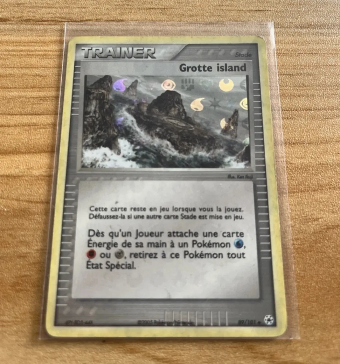 Carte Pokémon grotte Islande holographique 89/101