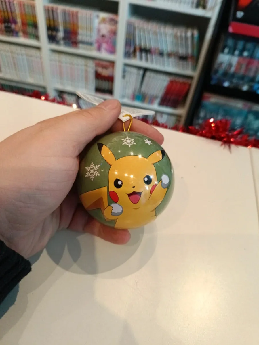 Boule de Noël Pokémon officiel