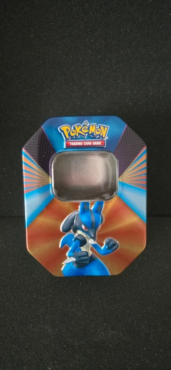 Pokebox vide Pokemon, Lucario V