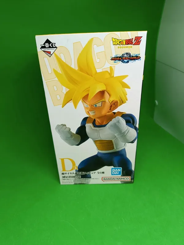 Figurine dragon ball Gohan