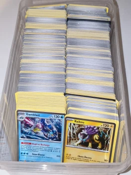 100 cartes Pokémon françaises