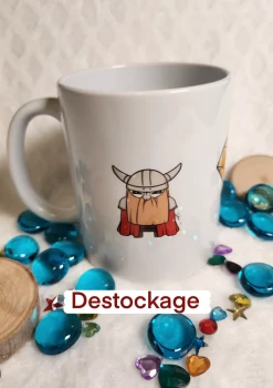 Mug Chibi Frieren (Eisen et Heiter)