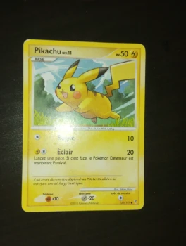 Carte pokémon Pikachu 120/147, édition 2010