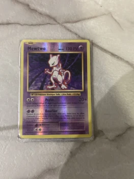 Mewtwo brillant