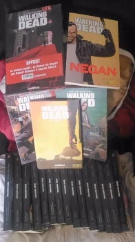 Comics - Walking Dead l'intégrale (33 tomes + les suppléments)