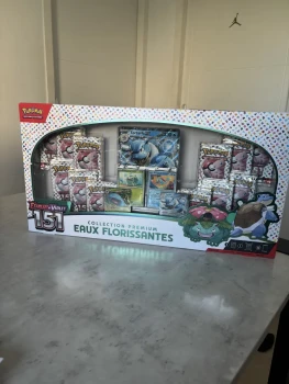 Coffret booster carte Pokémon collection eau florissante édition limitée