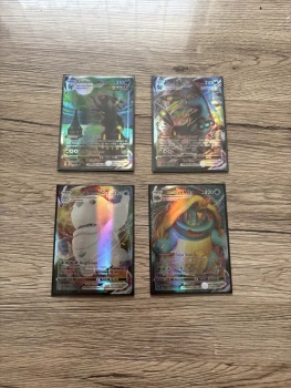 Lot de 4 Cartes Pokémon VMAX Alt Art & Full Art + 4 Sleeves Charizard 🐉