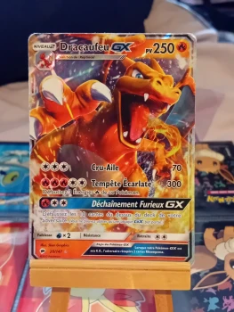 Carte pokemon Dracaufeu GX