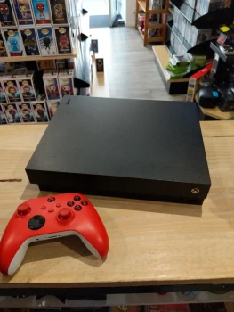 Xbox One X 1 To – Excellent état – Manette rouge – Câbles
