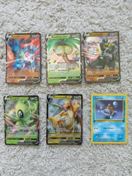 Lot de cartes Pokémon V
