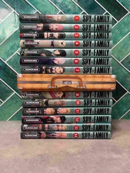 Manga : spy x family - integrale 14 tomes ( 8 collector )