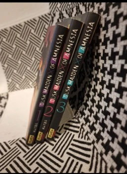 Dusk maiden of amnesia (Kana)