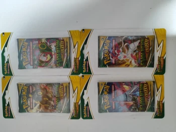 Lot évolution céleste pokémon 1 artset Sous Blister et 2 tri pack  Scellés