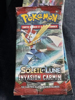 Booster soleil et lune invasion carmin