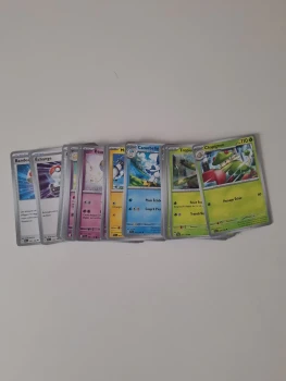 Lot 44 cartes Pokémon Écarlate et Violet de base