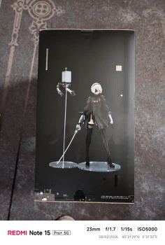 Figurine 2B de nier automata édition deluxe