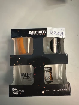 Lot 4 verres black ops 3 cell of duty Neuf