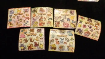 Lot ' Feuilles de Stickers Pokémon' ancienne version année 99-2000
