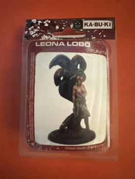 Blister figurine résine Leona lobo kabuki models neuf