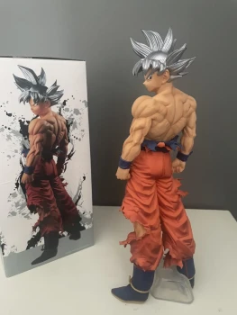 Figurine Goku ultra instinct