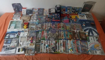 Lot jeux PS5 PS4 PSP PS3 PS2 PSP PC Xbox One, Nintendo Wii, Switch.. avec accessoires et goodies