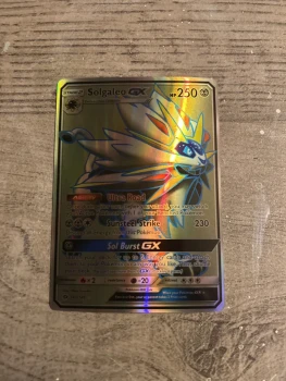 Carte Pokémon Solgaleo GX