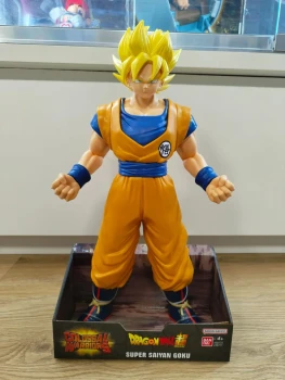 DRAGON BALL - Super Saiyan Goku - Figurine Jumbo 40cm