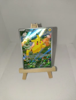 Carte pokémon Pikachu full art