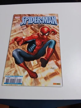 Spiderman N° 104 Sous La Menace Marvel - Panini Comics - Janvier 2009 TTBE