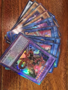Lot de cartes Yu Gi Oh