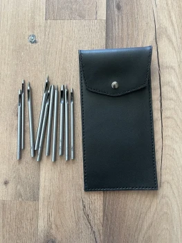 Outils de poinçonnage de cuir 10 pièces plus pochette en cuir véritable