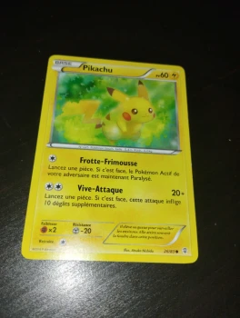 Carte pokémon Pikachu 26/83 édition 2016