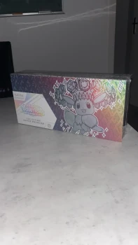Coffret Écarlate et violet, évolution prismatique, Évoli édition, limitée