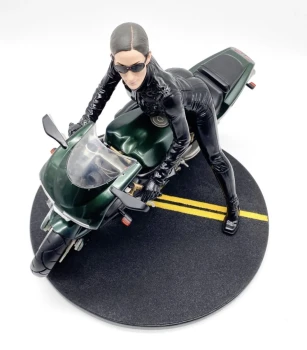 Exceptionnel figurine résine Matrix Reloaded - Trinity sur sa moto Ducati 996 comme neuve sans boîte