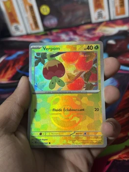 Pokémon Verpom Masterball 009/131 évolutions prismatiques - EV.8.5
