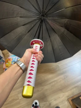 Demon Slayer Parapluie avec Manche Style Katana 107 cm – Inspiré par Kanao Tsuyuri
