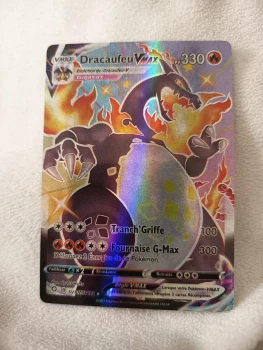 Carte Dracaufeu VMAX