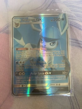 Carte Pokémon rare GX