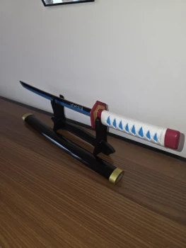Réplique décorative non tranchante – Mini katana inspiré Giyu Tomioka (Demon Slayer)