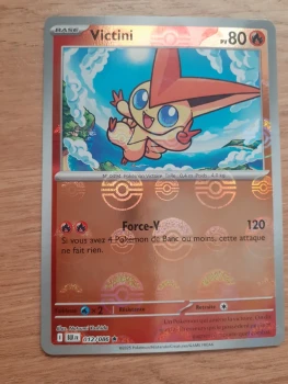 Carte Pokémon Victini Reverse 012/086 EV10.5 Foudre Noire - Neuve
